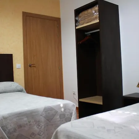 Gallart Lejlighedshotel Santa Coloma De Farners