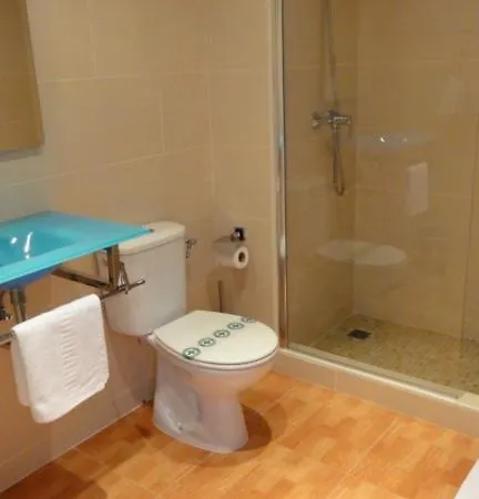 Gallart Lejlighedshotel Santa Coloma De Farners