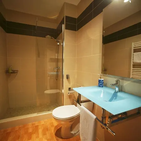 Apartahotel Gallart 3*