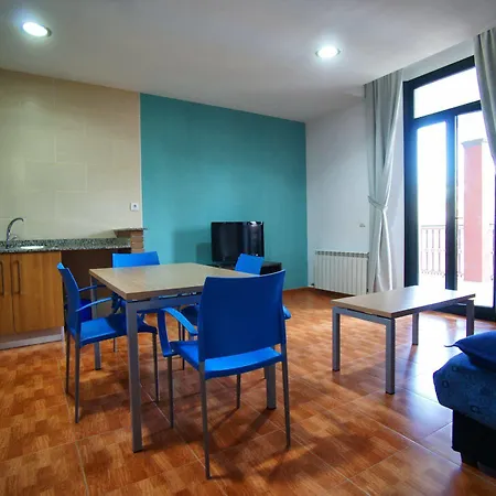 Apartahotel Gallart 3*