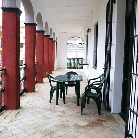 Apartahotel Gallart 3*